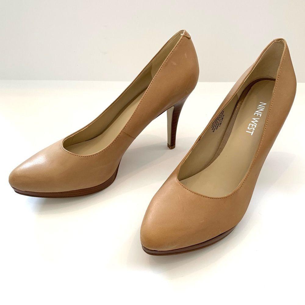 Nine West Tan Leather Plateauo Heels Pumps Size 6.5